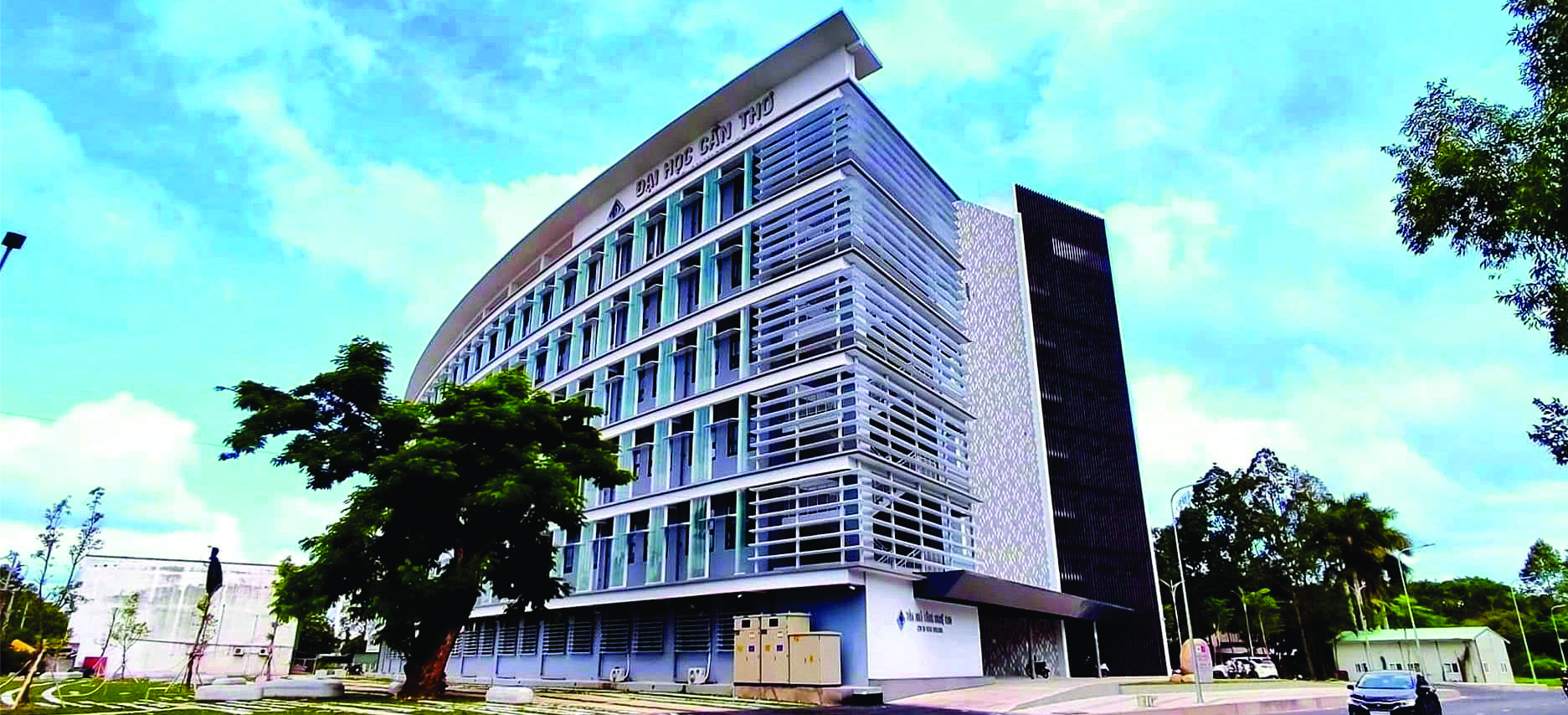 Hitech Building